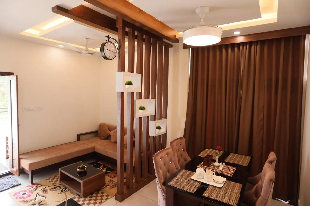 Diga Vista Lake View 4Bhk Swimming Pool Cottage Munnar