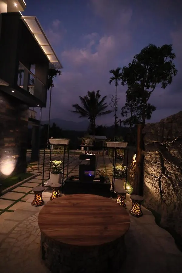 Villa Diga Vista Lake View 4Bhk Swimming Pool Cottage Munnar India
