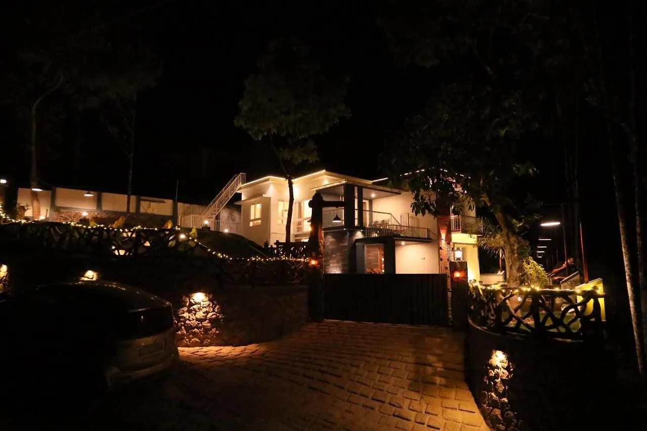 Diga Vista Lake View 4Bhk Swimming Pool Cottage Munnar Villa