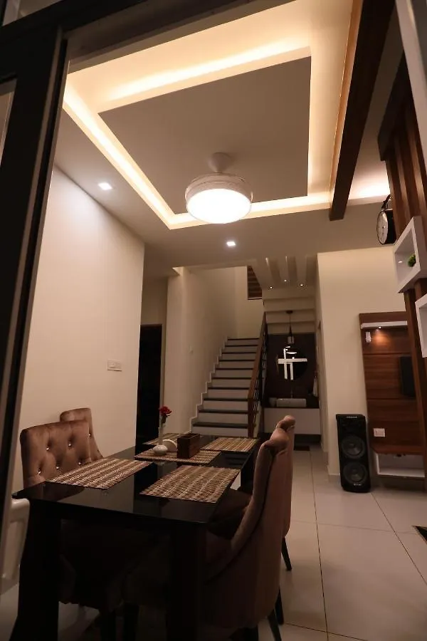Villa Diga Vista Lake View 4Bhk Swimming Pool Cottage Munnar