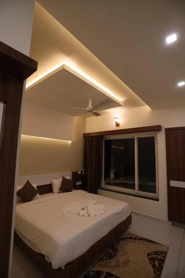 Diga Vista Lake View 4Bhk Swimming Pool Cottage Munnar 0*,  India